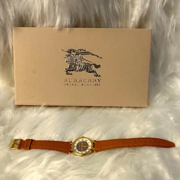 Burberry | Accessories | Authentic Burberry Vintage Classic  display picture 1